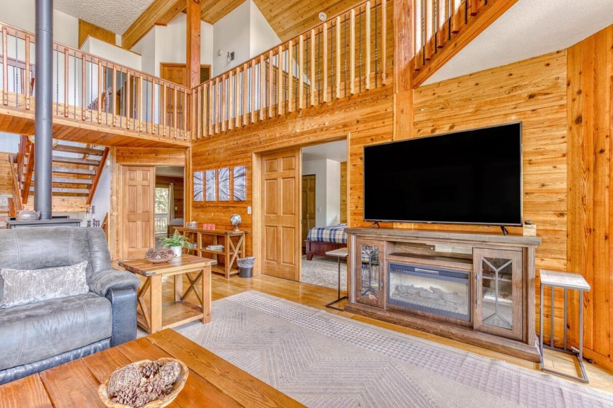 Great Blue Lodge - Spacious Ski Lodge, Hot Tub, Sauna, Game Room & More Government Camp Dış mekan fotoğraf
