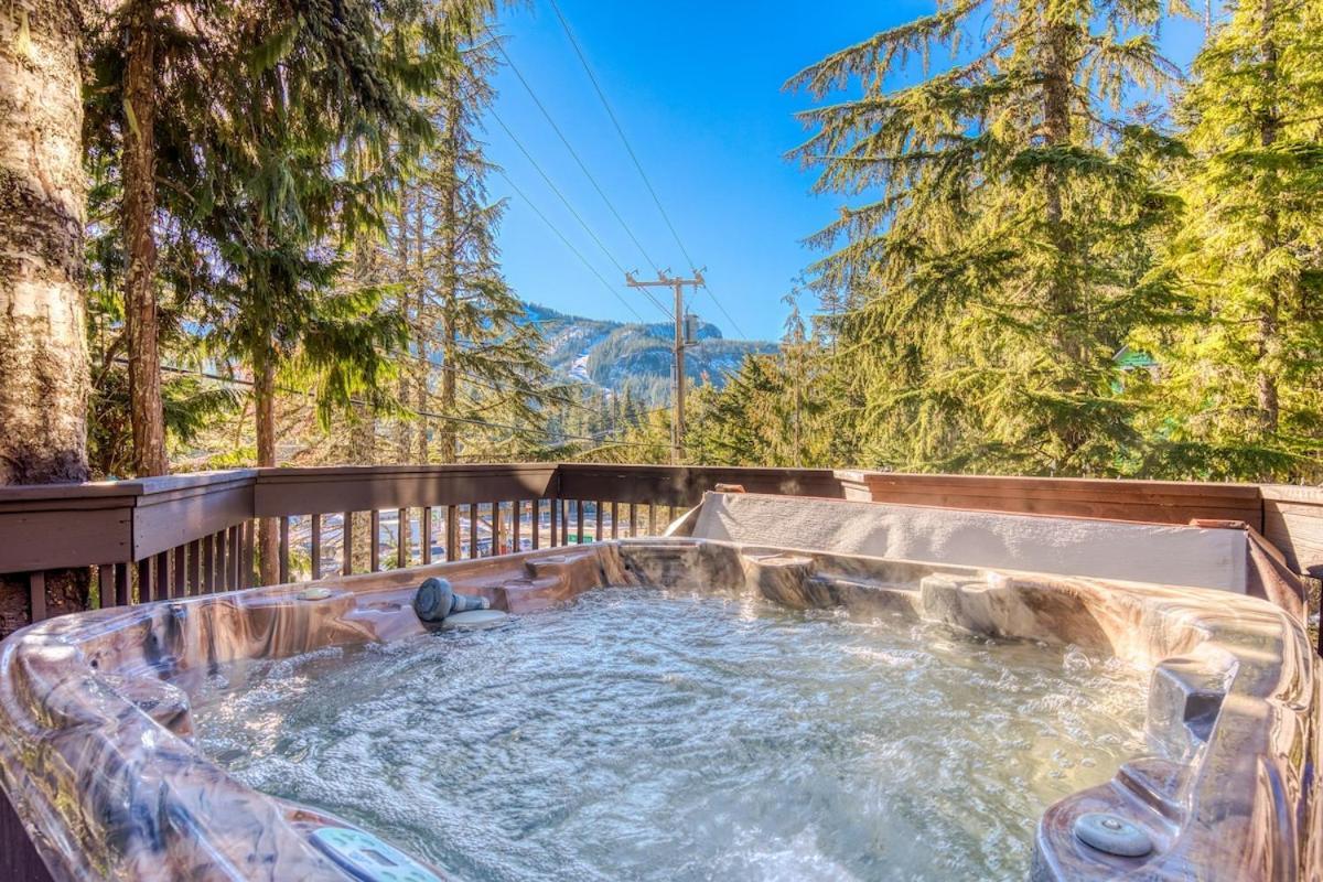Great Blue Lodge - Spacious Ski Lodge, Hot Tub, Sauna, Game Room & More Government Camp Dış mekan fotoğraf
