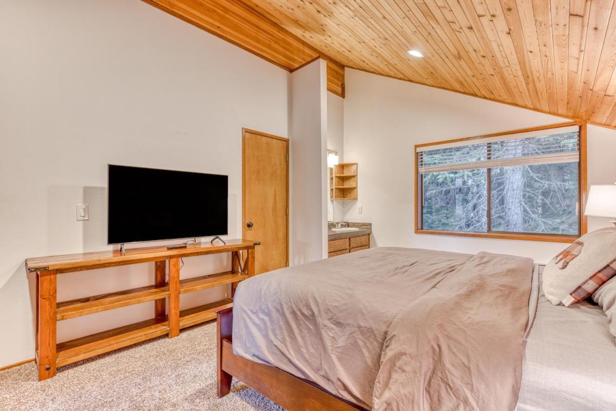 Great Blue Lodge - Spacious Ski Lodge, Hot Tub, Sauna, Game Room & More Government Camp Dış mekan fotoğraf