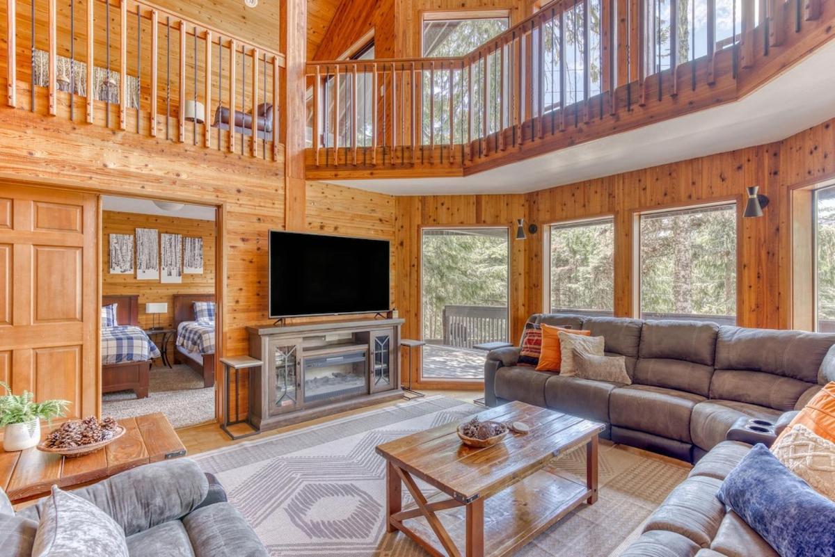 Great Blue Lodge - Spacious Ski Lodge, Hot Tub, Sauna, Game Room & More Government Camp Dış mekan fotoğraf